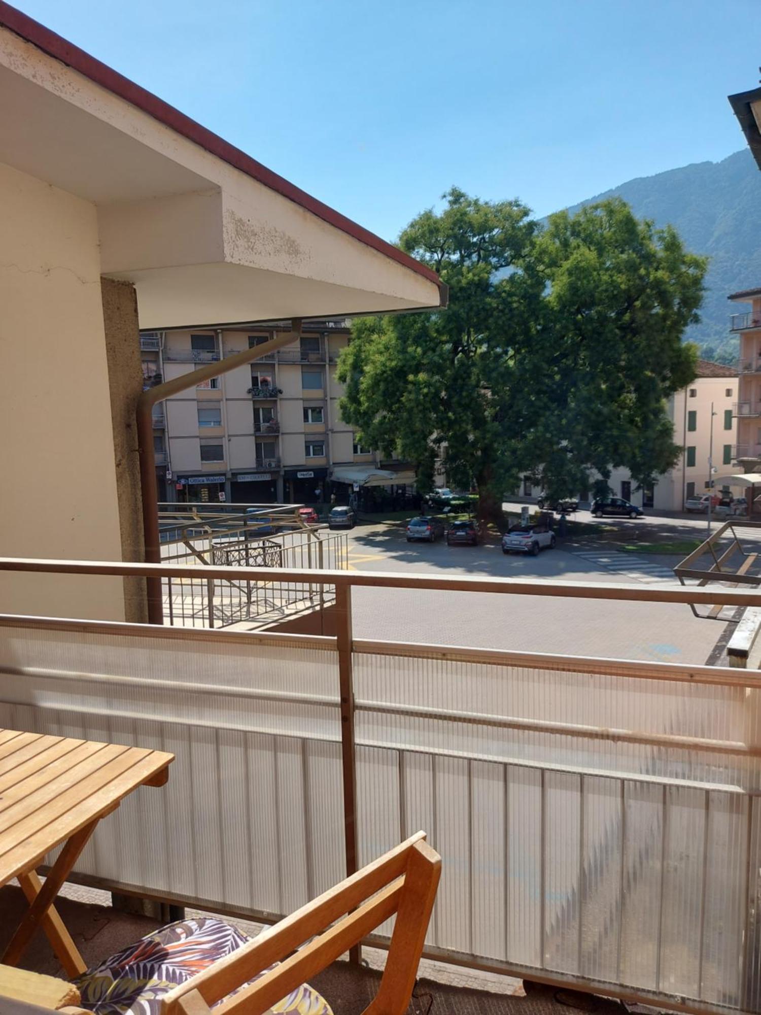 Isola Holiday Feltre Kültér fotó